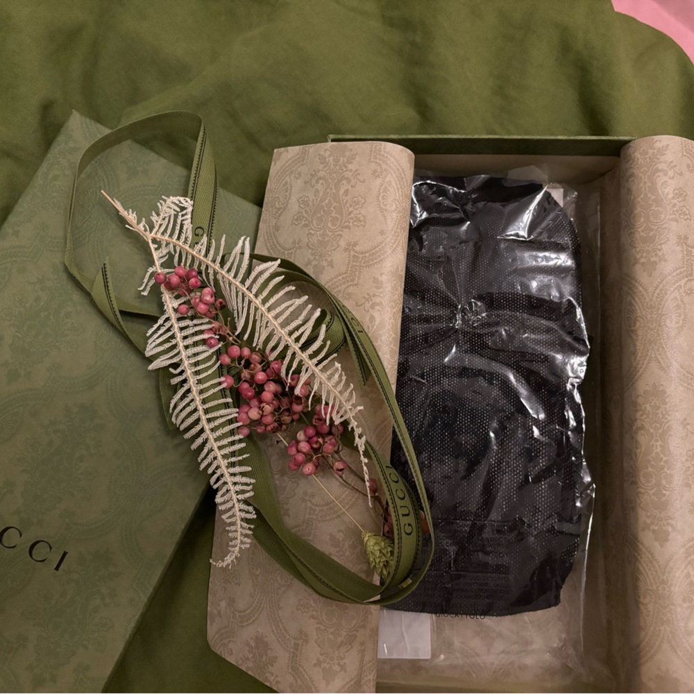 Gucci tights. Size Medium. Brand new with gift box